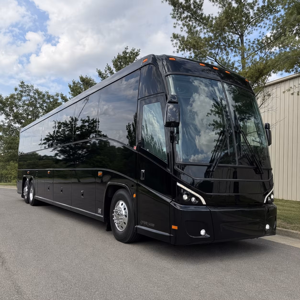 airport shuttle buses for high point furniture market groups