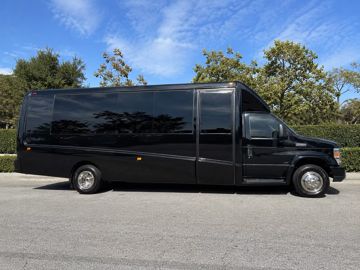 transportation buses for bands performers and touring groups through greensboro
